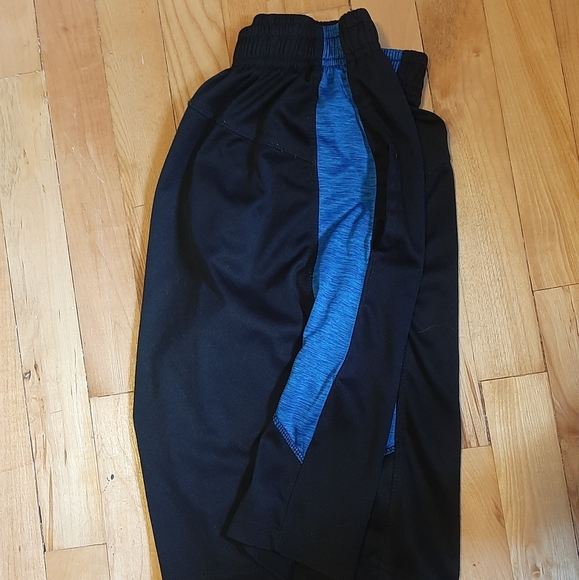 Navy crew athletic shorts medium black and blue - Picture 2 of 2